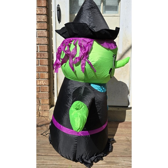 Home‎ Accents Inflatable LED Witch - Picture 4 of 13